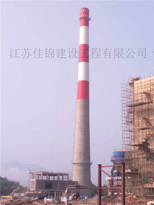 由我公司承建的20万吨/年竹浆项目热电100米烟囱及烟道工程顺利完工